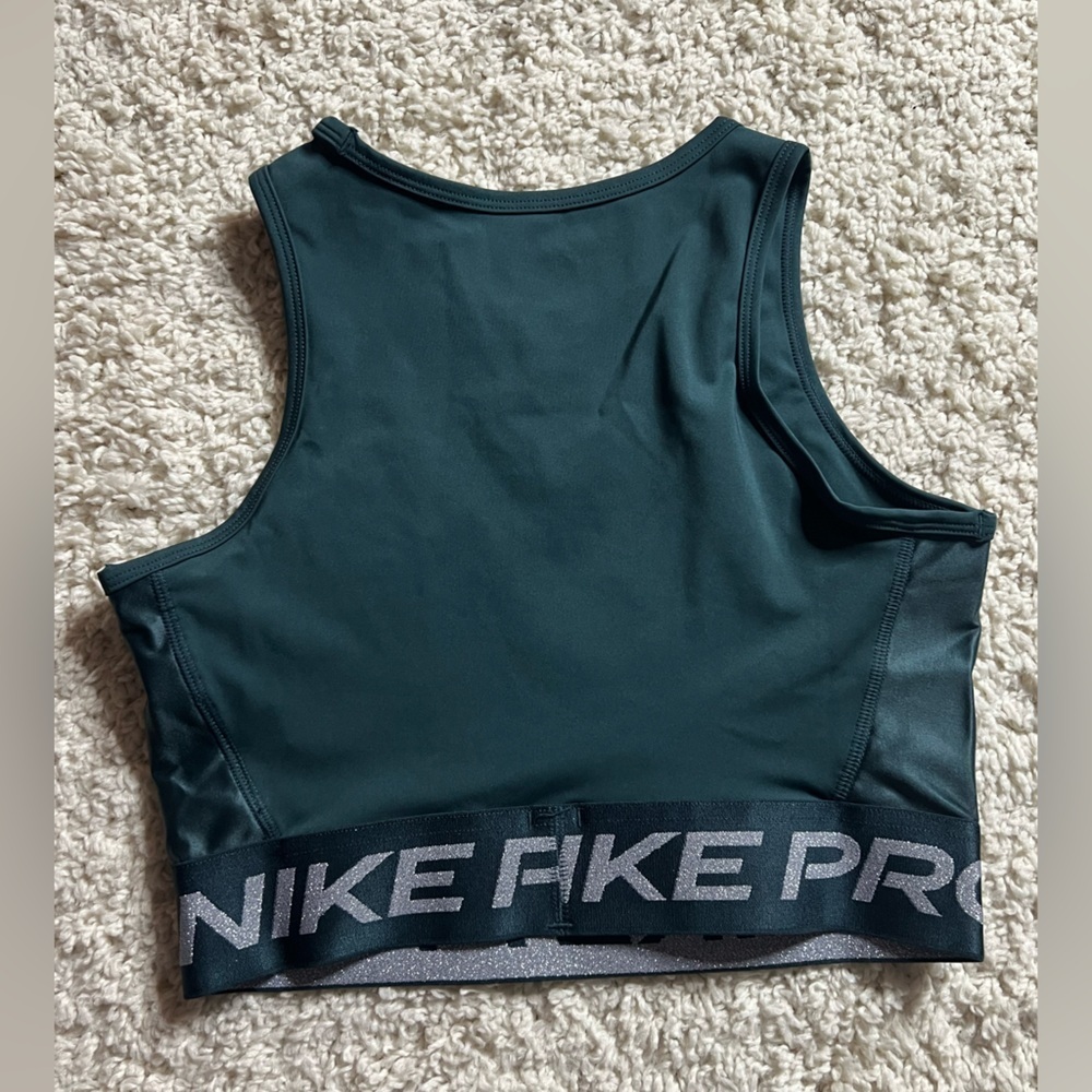 Women’s Size XS Nike Pro Dark Green Sports Bra NWT - Picture 6 of 6